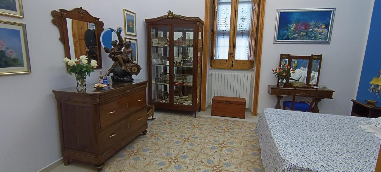 Amanda's Suite Taranto Bagian luar foto