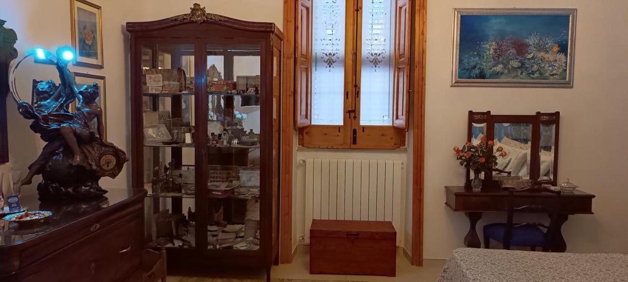 Amanda's Suite Taranto Bagian luar foto