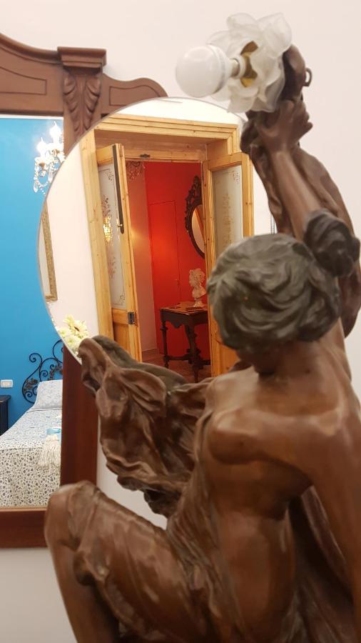 Amanda's Suite Taranto Bagian luar foto